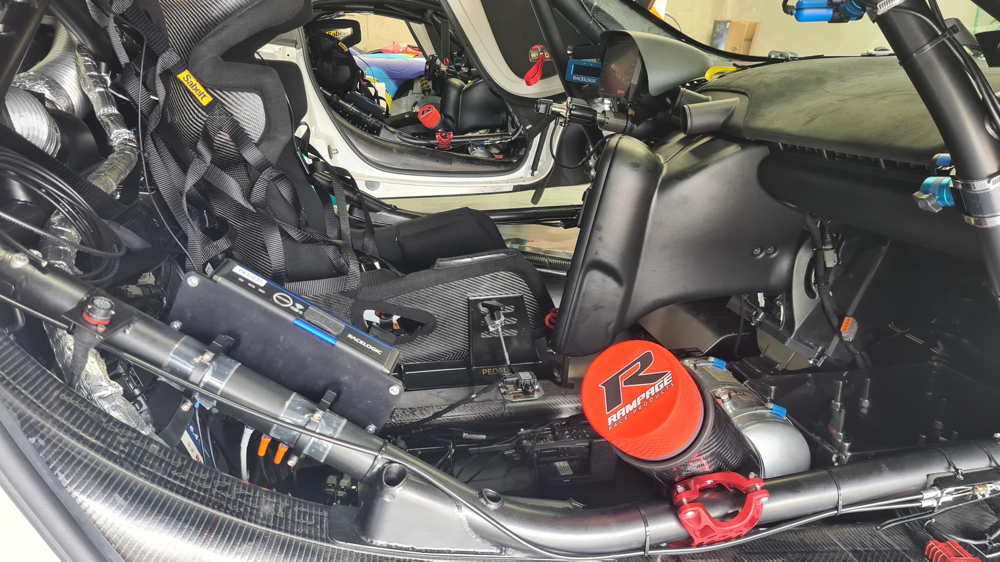 Race car drink system, hydration, race driver hydration, drink system, drink bottle, gt3 , porsche , amg, audi R8, gt3r , bathurst, v8sc, nascar, endurance racing